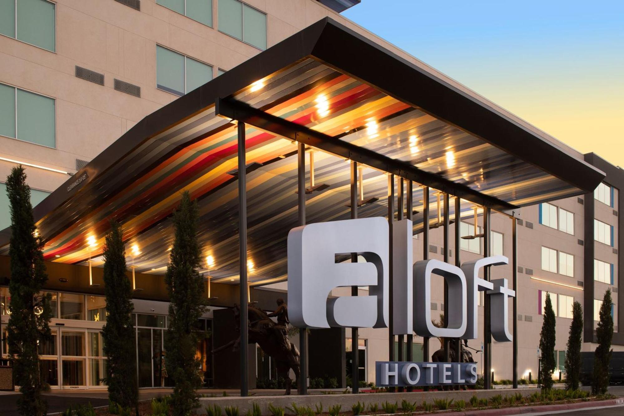 Aloft 맥앨린 외부 사진